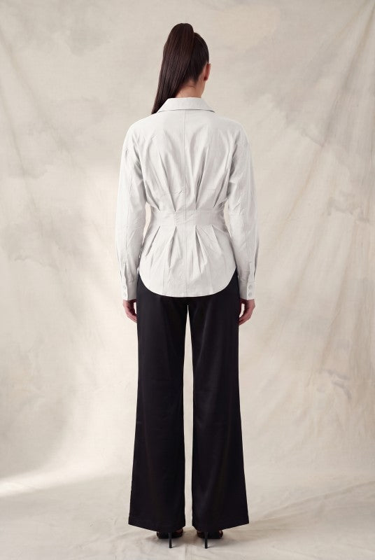 CLASICA CAMISA BLANCA