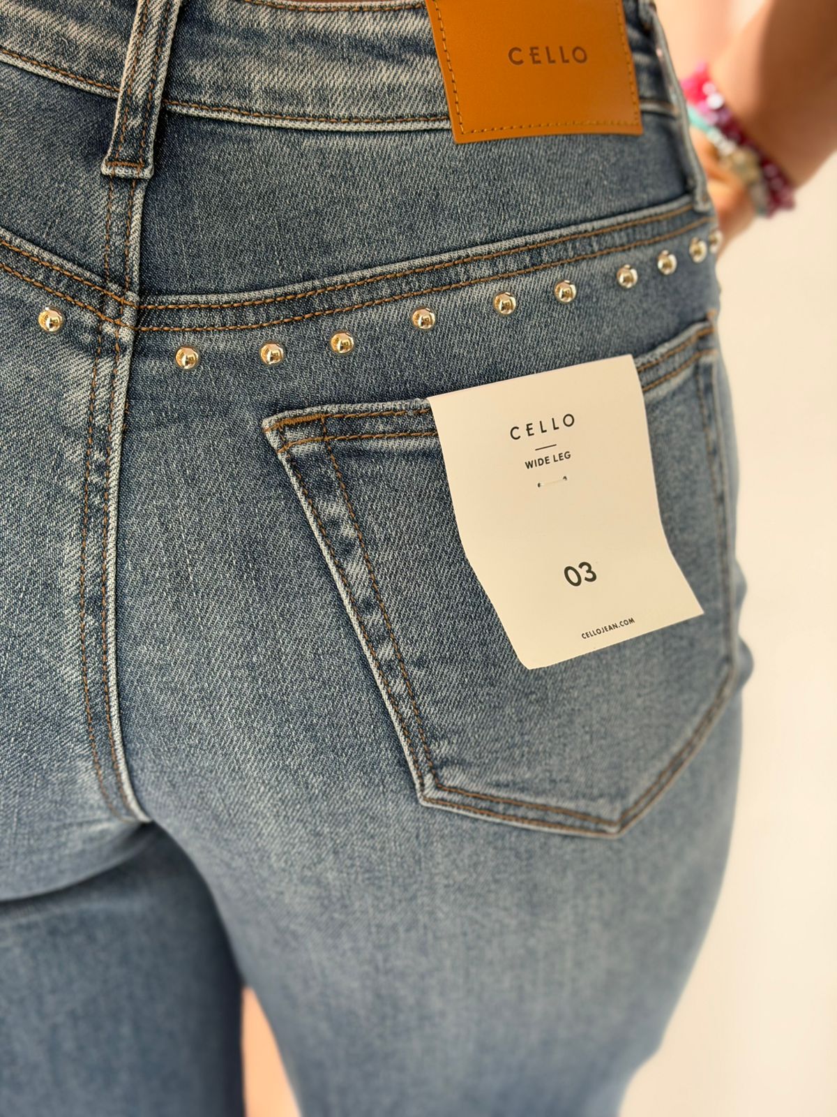 JEANS CELLO